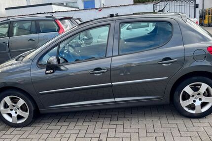 Peugeot 207 117.000 km 3.490 € Worms 67551