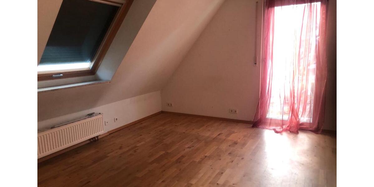 Reihenhaus Bad Ditzenbach - 6 Zimmer, 160 m&sup2;, 1.500&euro; | Angebot:23488856