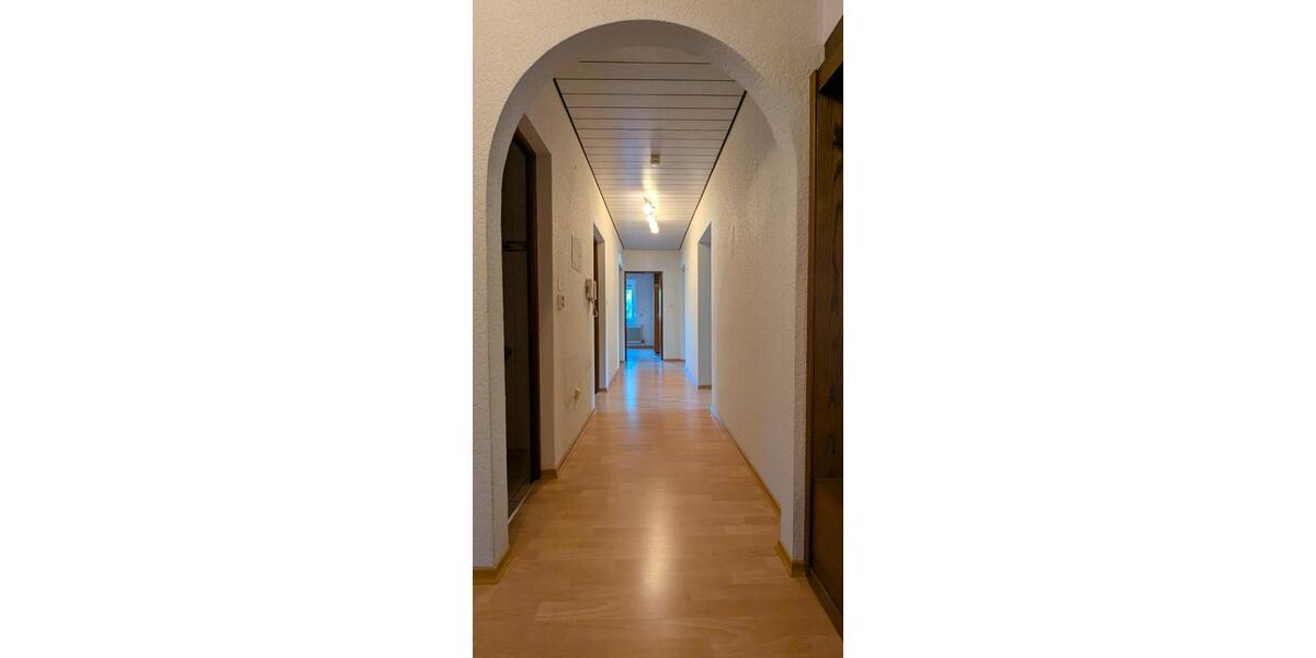 Hochparterre Würzburg Lindleinsmühle - 5 Zimmer, 104 m&sup2;, 379.000&euro; | Angebot:27291343