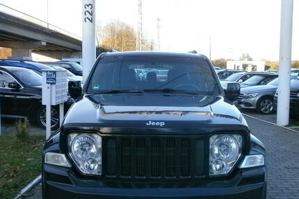 Jeep Cherokee 351.000 km 5.999 € München OT Trudering-Riem 81825