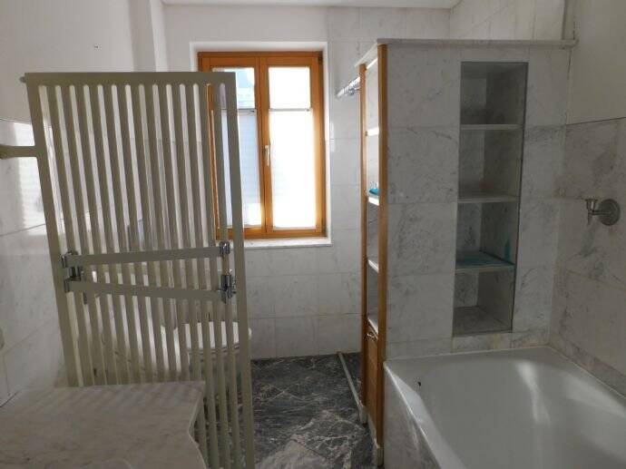 Mehrfamilienhaus, Wohnhaus Aschaffenburg Gailbach - 6 Zimmer, 170 m&sup2;, 699.000&euro; | Angebot:25771090