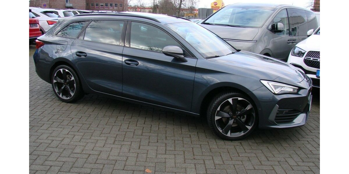 Cupra Leon ST eTSi ACC Panorama Vision Plus LED Beats 5.999 km 26.980 &euro; Falkensee 14612