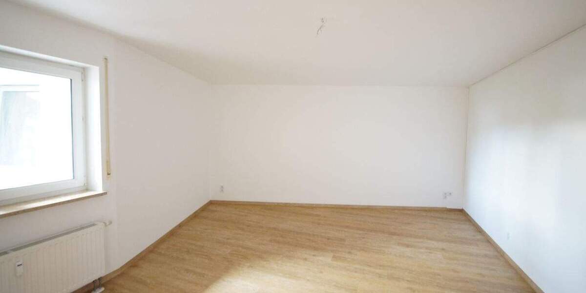 Etagenwohnung Zwönitz - 2 Zimmer, 47 m&sup2;, 354&euro; | Angebot:20593167