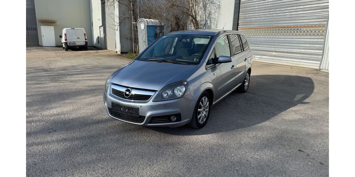 Opel Zafira 214.000 km 2.799 &euro; Mühlacker 75417