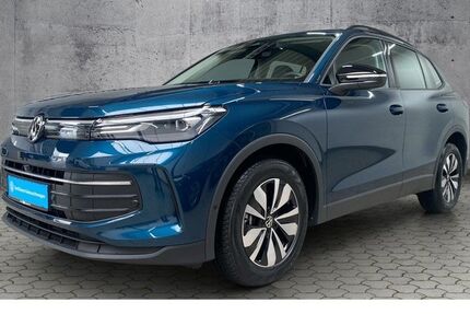VW Tiguan 12.410 km 40.880 € Rheda-Wiedenbrück 33378