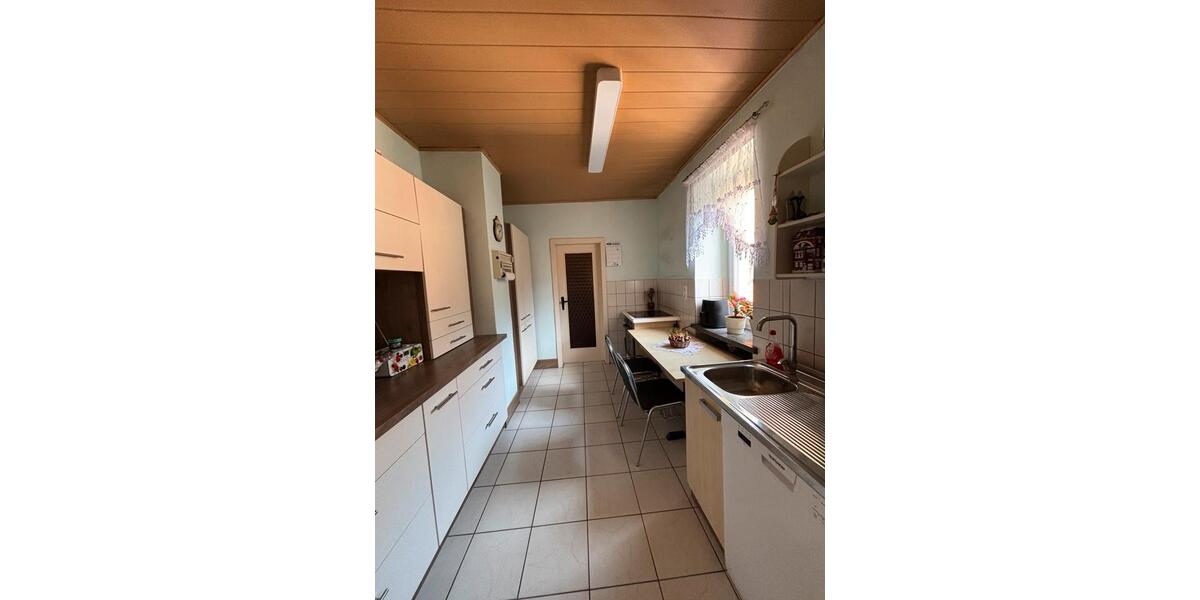 Reihenhaus Freyburg (Unstrut) - 6 Zimmer, 200 m&sup2;, 300.000&euro; | Angebot:25569680