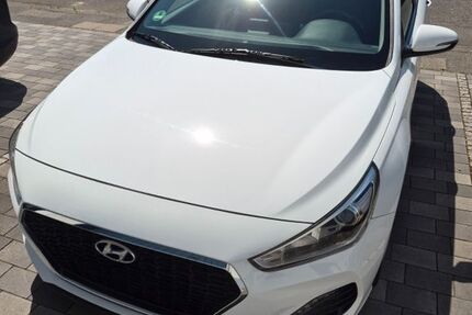 Hyundai i30 40.000 km 13.500 &euro; Wesseling 50389