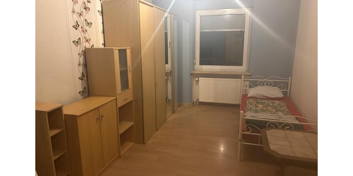 Wohngemeinschaft Zimmer Küche Bad Wohnung Nähe Hahn Airport 1 zimmer