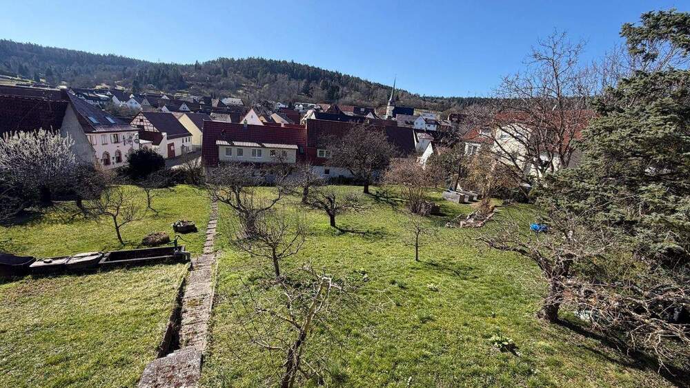 Mehrfamilienhaus, Wohnhaus Weil der Stadt Münklingen - 9 Zimmer, 189 m&sup2;, 739.000&euro; | Angebot:25358130