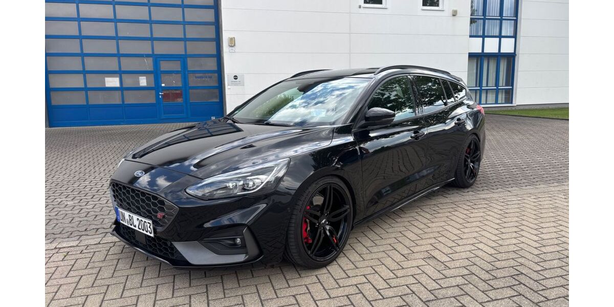 Ford Focus 77.000 km 21.500 &euro; Bönen 59199