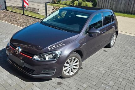 VW Golf 142.000 km 9.600 &euro; Südbrookmerland 26624