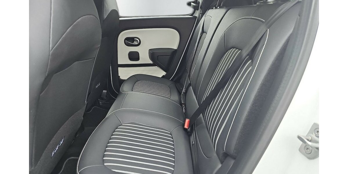 Renault Twingo Techno Electric 14.000 km 12.970 &euro; Schwalbach/Taunus 65824