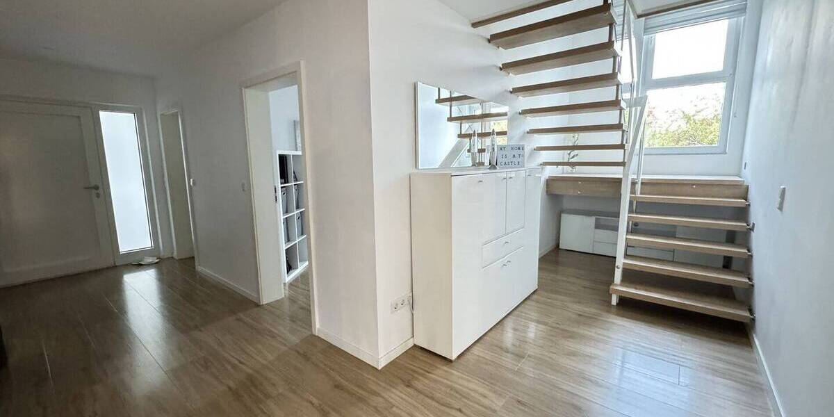 Einfamilienhaus Wassertrüdingen - 5 Zimmer, 196 m&sup2;, 679.000&euro; | Angebot:25669191