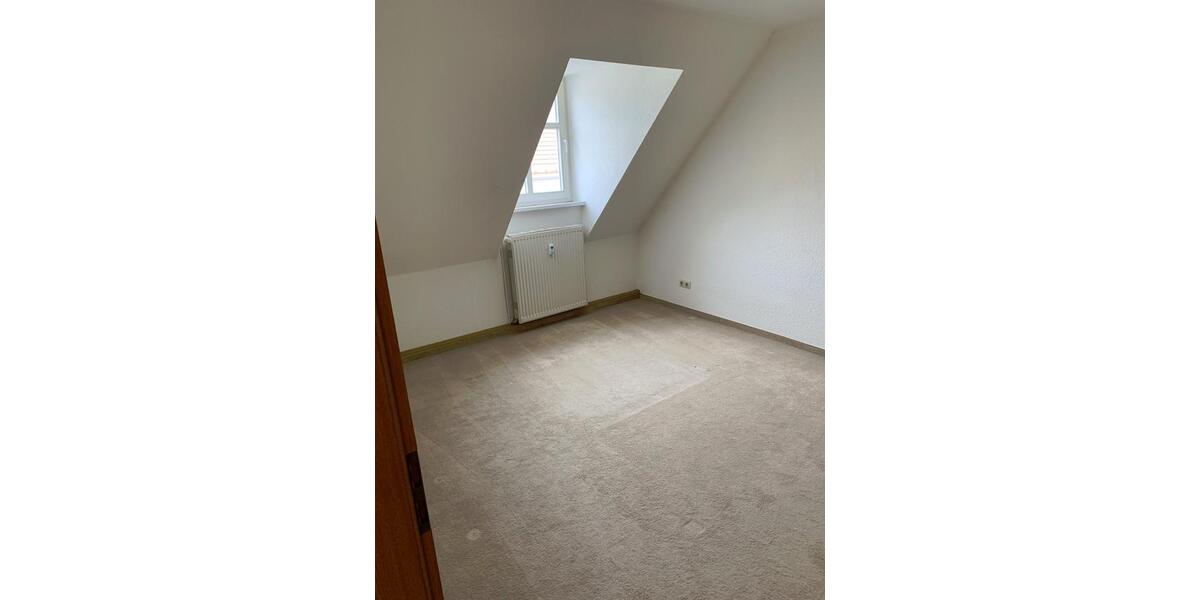 Dachgeschoßwohnung Jüterbog - 3 Zimmer, 79 m&sup2;, 515&euro; | Angebot:25430308