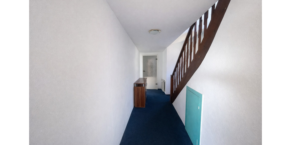 Mehrfamilienhaus, Wohnhaus Bad Wildbad - 7 Zimmer, 160 m&sup2;, 299.000&euro; | Angebot:24698220