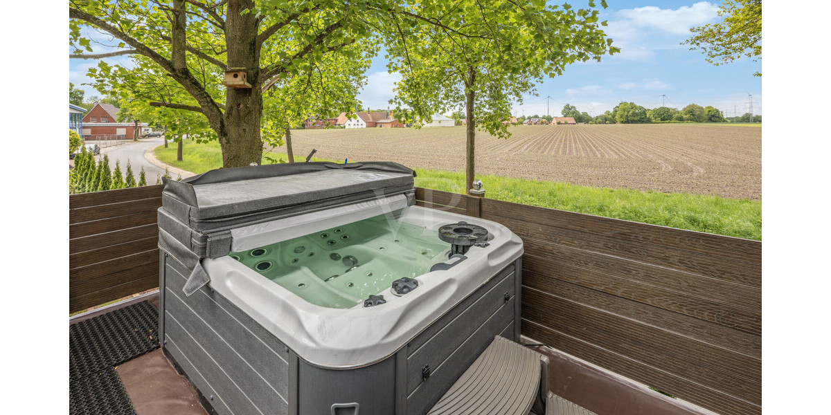 Luxus im Grünen: Traumgarten trifft Top-Invest – Selbsttragendes Refugium im Außenbereich 11 zimmer