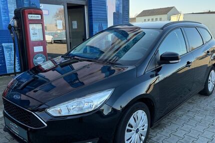 Ford Focus 99.999 km 8.999 &euro; Paderborn 33104