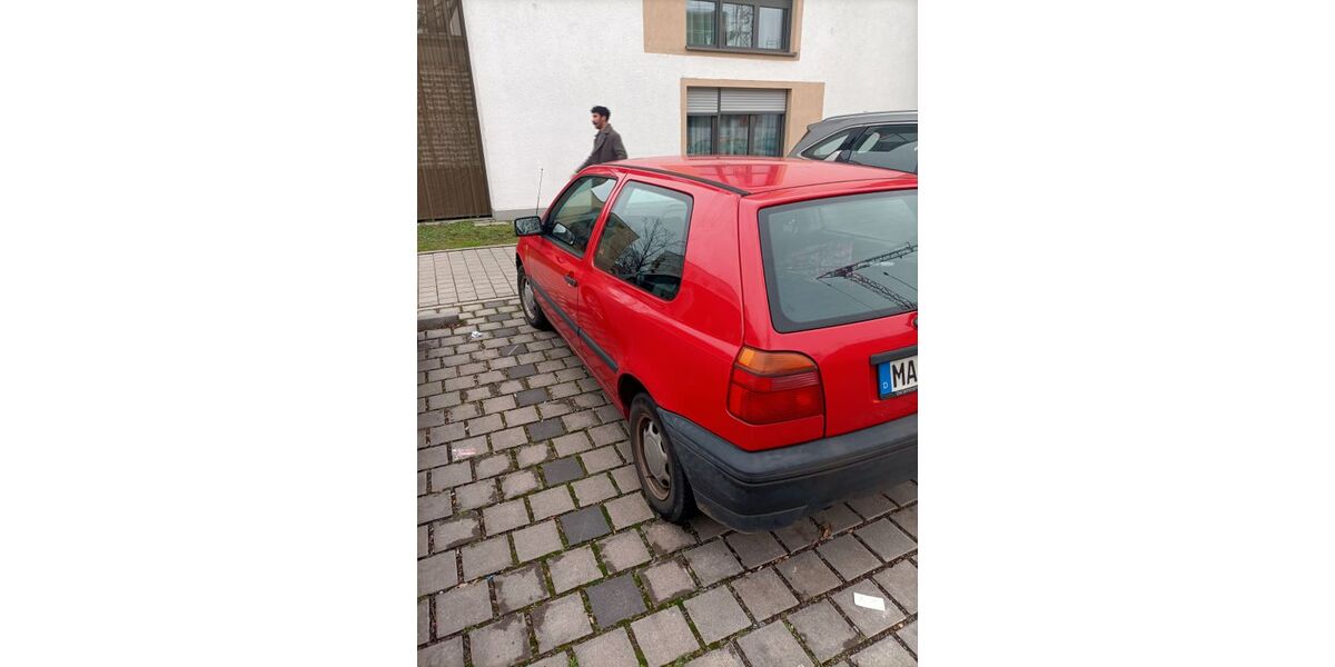 VW Golf 186.000 km 1.590 &euro; Mannheim 68305
