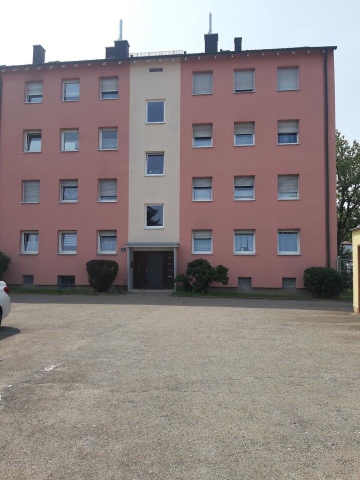 4,5 Zimmer Wohnung in 85055 Ingolstadt zu verkaufen.