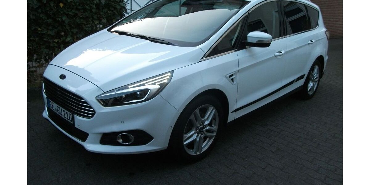 Ford S-Max 171.400 km 8.950 &euro; Recklinghausen OT Stadtmitte 45657