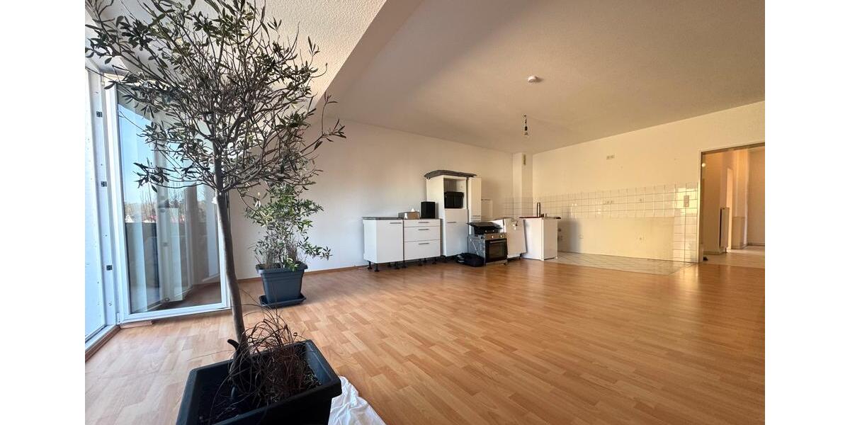 Dachgeschoßwohnung Leichlingen (Rheinland) - 2 Zimmer, 64 m&sup2;, 640&euro; | Angebot:24885011