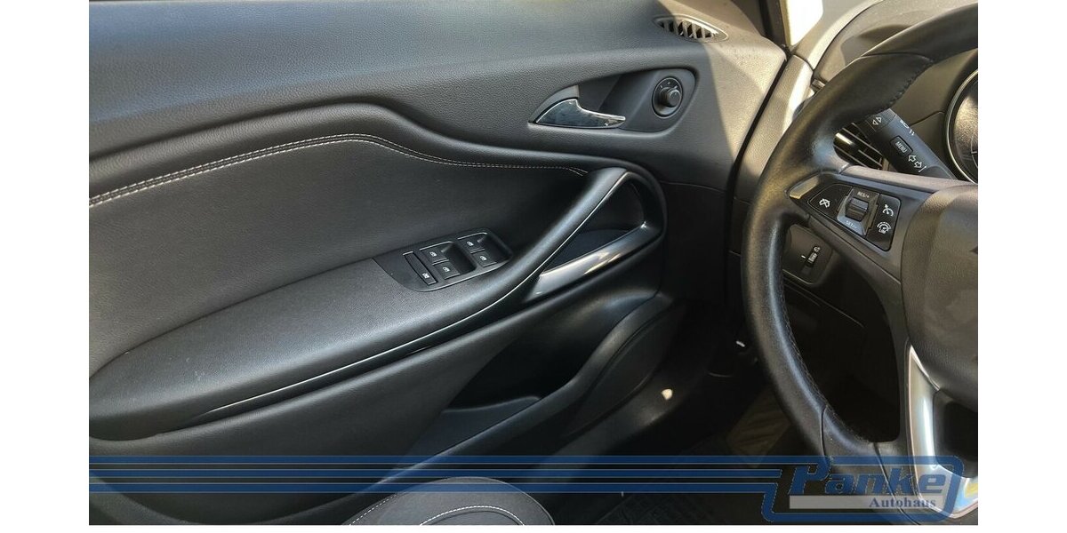 Opel Zafira Innovation*7-Sitz*R-Cam*Lkrhg*SHZ*Navi* 149.980 km 12.480 &euro; Berlin 13187