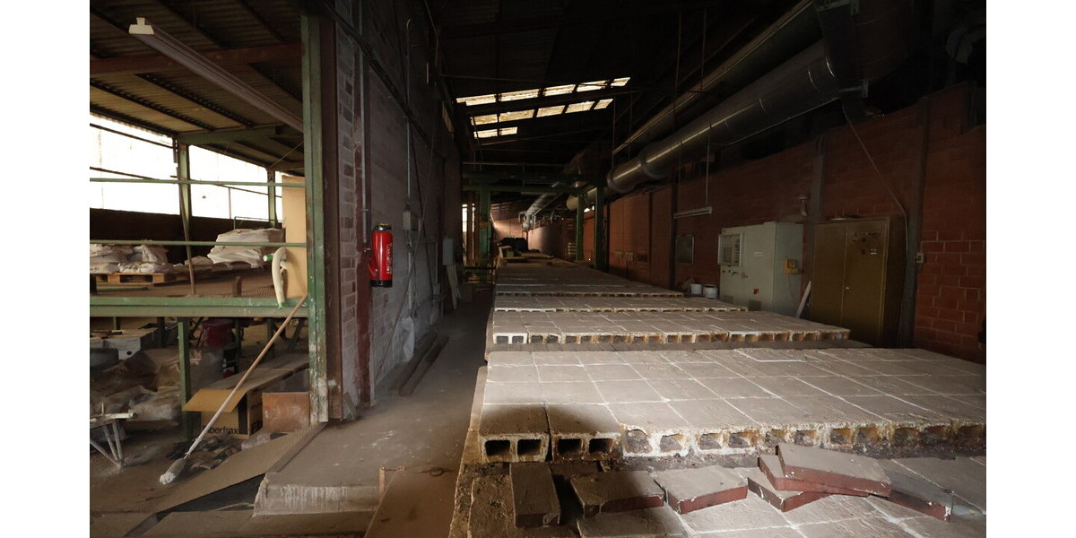 Seltene Gelegenheit: Großes Gewerbeareal mit Halle, Büro und Freifläche - Gewerbeobjekt Löhne | Angebot:25999913