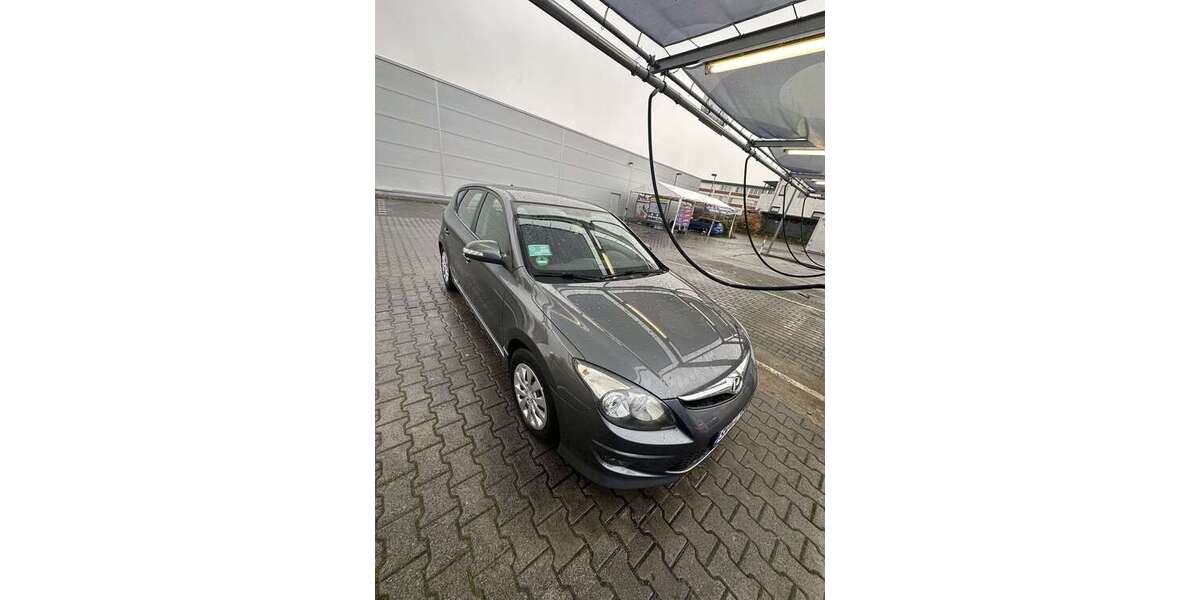 Hyundai i30 142.790 km 3.400 € Wiesbaden 65185