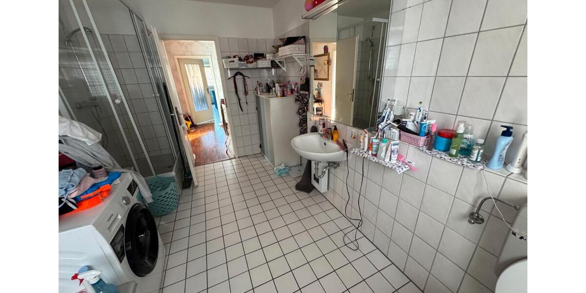 Dachgeschoßwohnung Hameln - 4 Zimmer, 147 m&sup2;, 800&euro; | Angebot:26403806