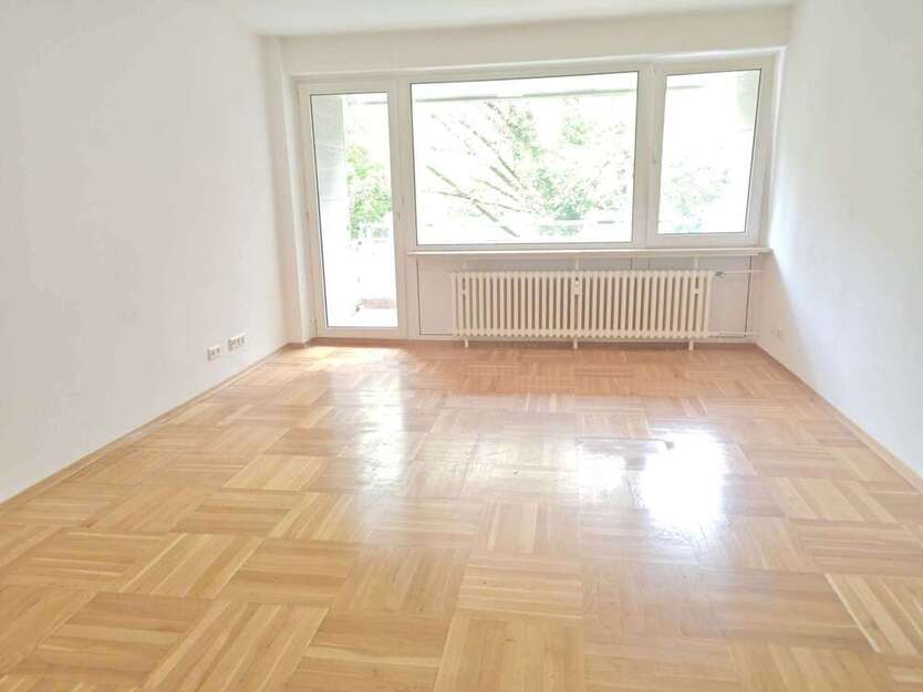 Wohnung zum Mieten in FRANKFURT 1.390 € 90 m²