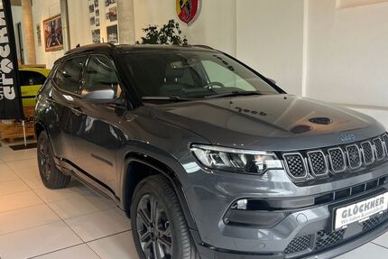 Jeep Compass 51.089 km 23.990 &euro; Dresden 01109