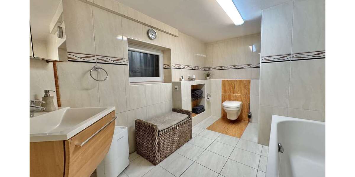 Charmante DHH mit Hinterhaus - Doppelhaushälfte Hildesheim Marienburger Höhe | Angebot:26855687