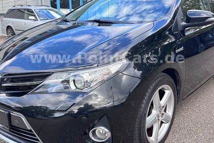 Toyota Auris 99.000 km 12.999 &euro; Essingen 73457