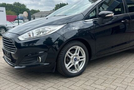 Ford Fiesta 204.000 km 3.500 &euro; Lübeck 23556