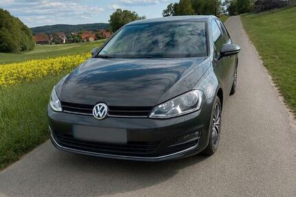 VW Golf 101.000 km 9.500 &euro; Oberviechtach 92526