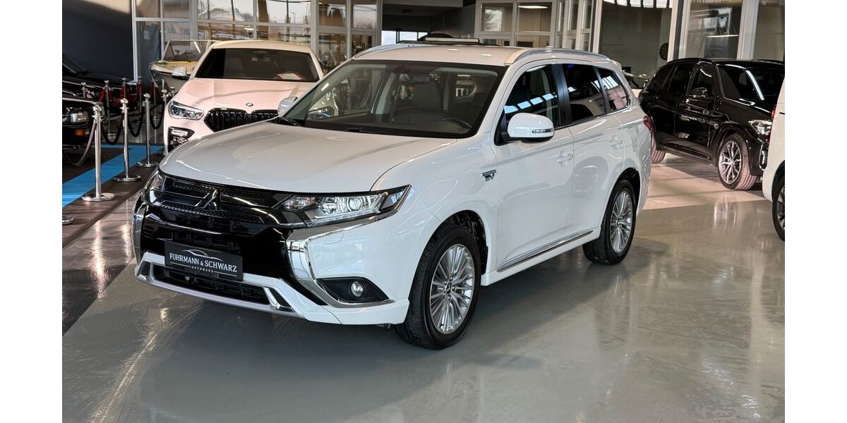 Mitsubishi Plug-in Hybrid Outlander 39.970 km 26.810 &euro; Ebeleben 99713