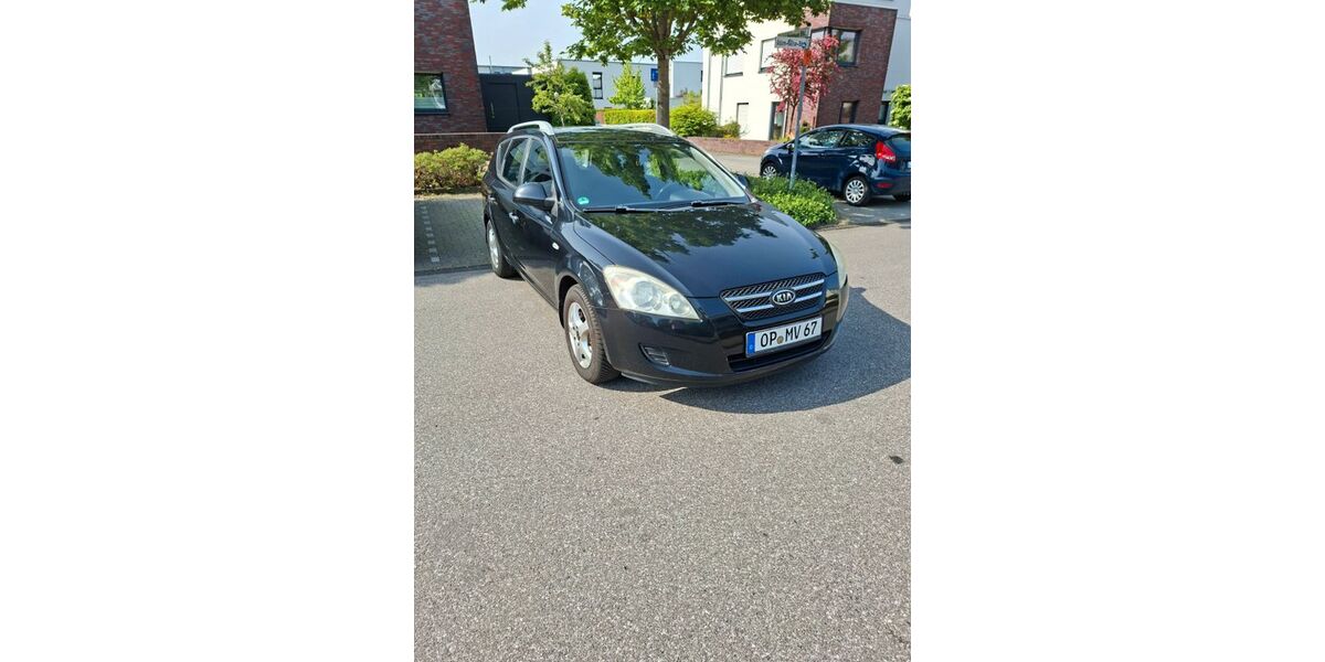 Kia ceed / Ceed 203.100 km 2.100 &euro; Leverkusen 51381