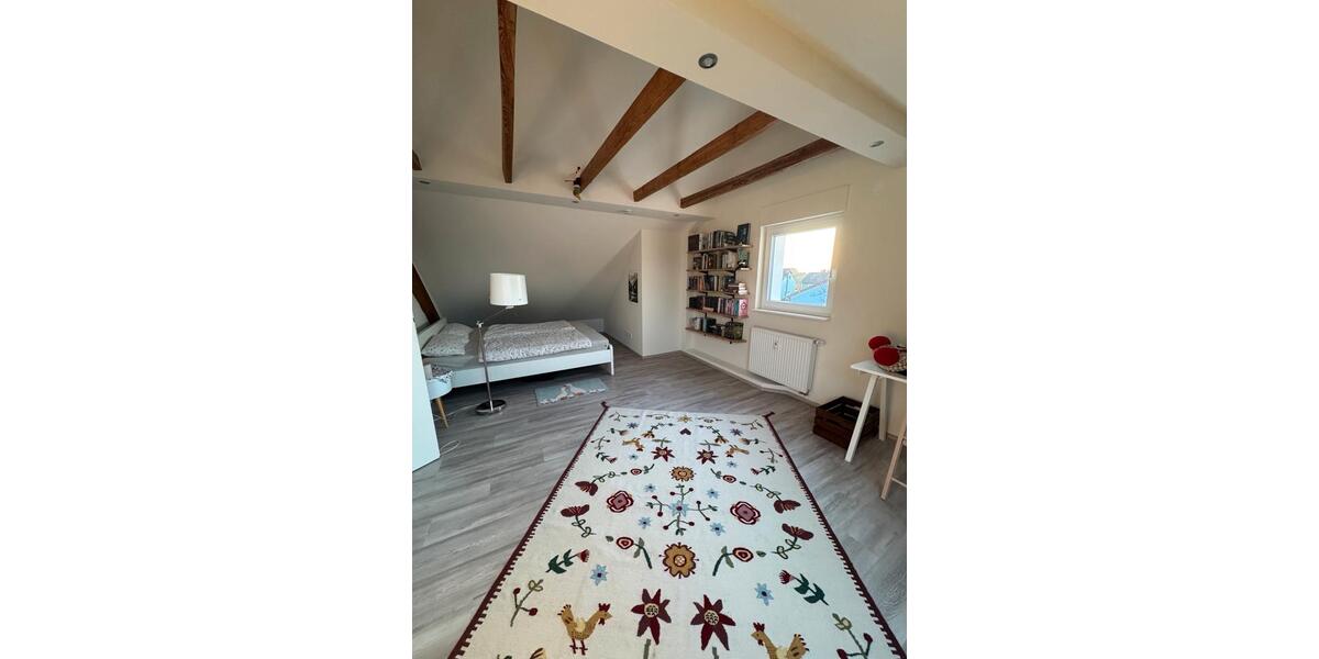 Dachgeschoßwohnung Eppelheim - 3 Zimmer, 60 m&sup2;, 850&euro; | Angebot:25945150