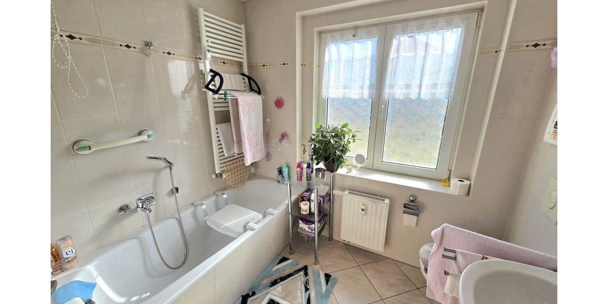 Vermietete 2-Zimmer-Wohnung mit Balkon und PKW-Stellplatz! Für Kapitalanleger! - Erdgeschoßwohnung Chemnitz Gablenz | Angebot:25900305