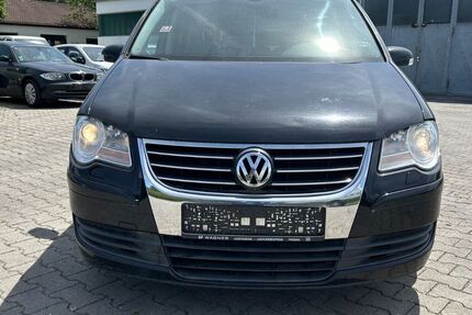 VW Touran 220.000 km 1.500 € Eggenfelden 84307