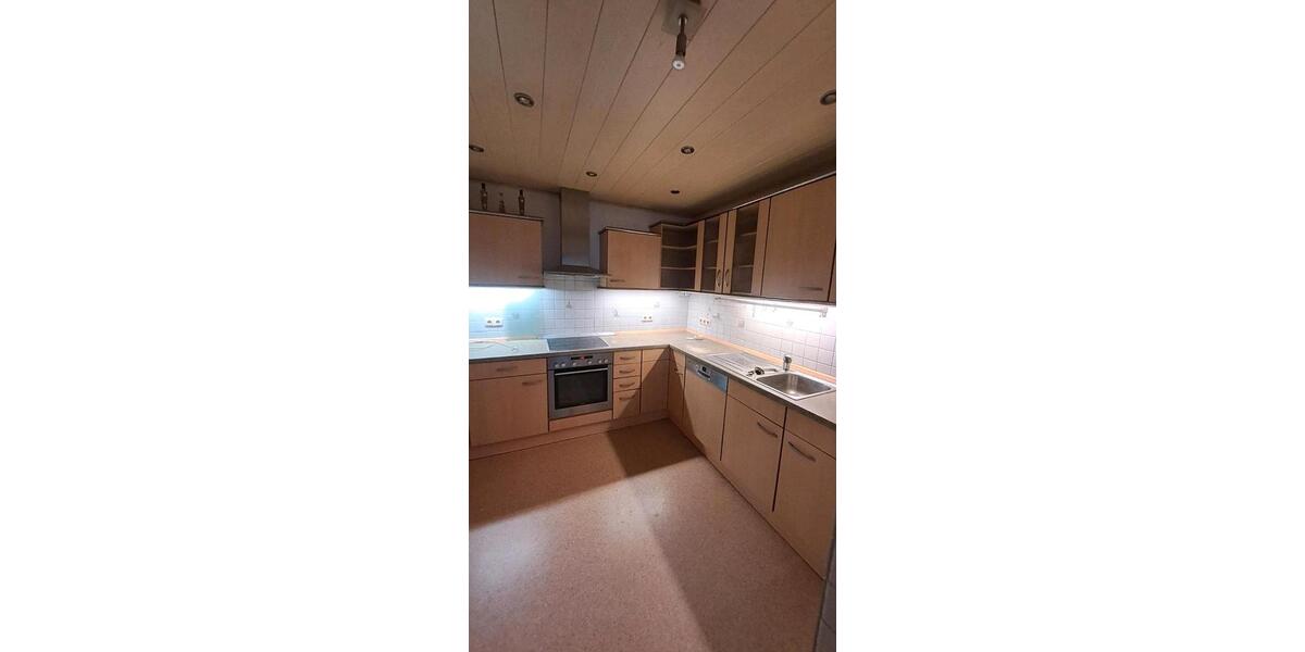 Erdgeschoßwohnung Ayl - 5 Zimmer, 130 m&sup2;, 850&euro; | Angebot:26359617