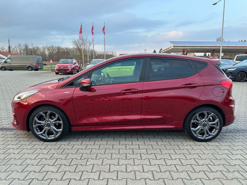 Ford Fiesta 90.890 km 12.490 € Göda 02633