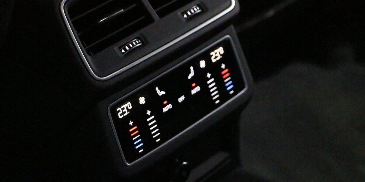 Audi A6 Avant 40 TDI DESIGN BUSINESS PANORAMA, MATRIX 220.000 km 22.202 &euro; Hamm 59077