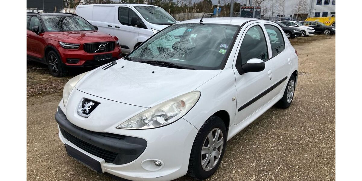 Peugeot 206 104.300 km 1.999 &euro; Rückersdorf 90607