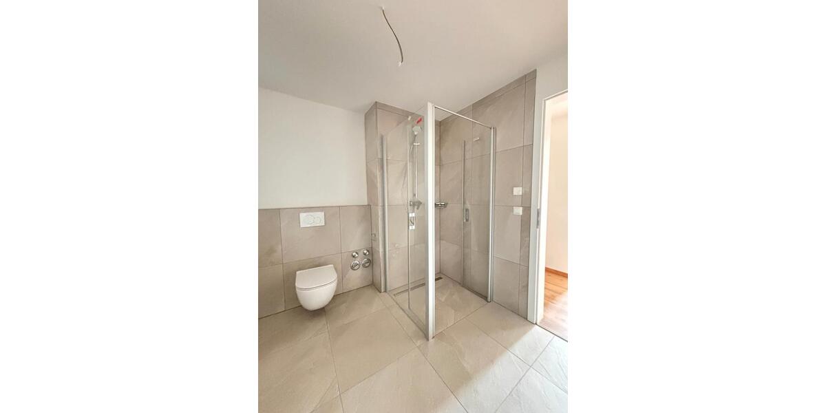 Etagenwohnung Deggendorf - 1 Zimmer, 25 m&sup2;, 21&euro; | Angebot:26416475