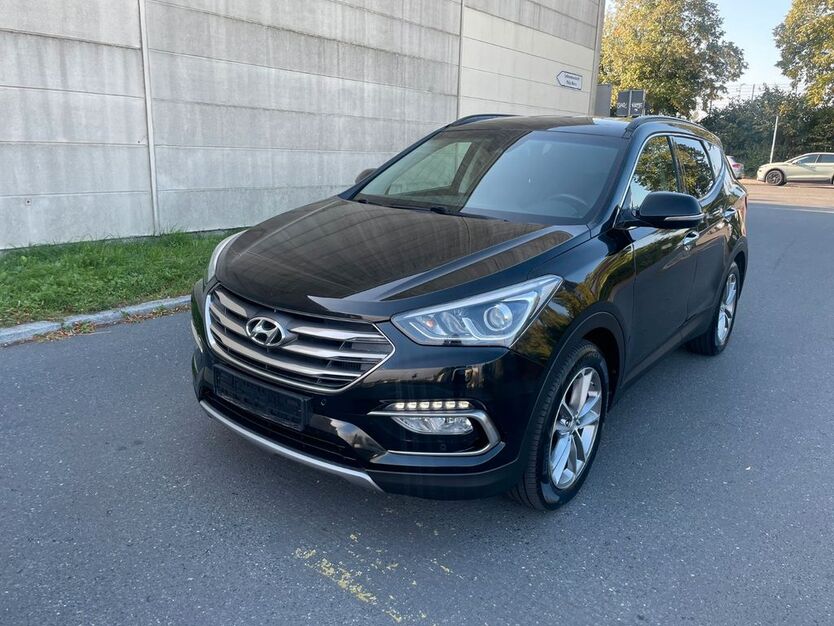 Hyundai SANTA FE 81.000 km 16.999 € Berlin 12057