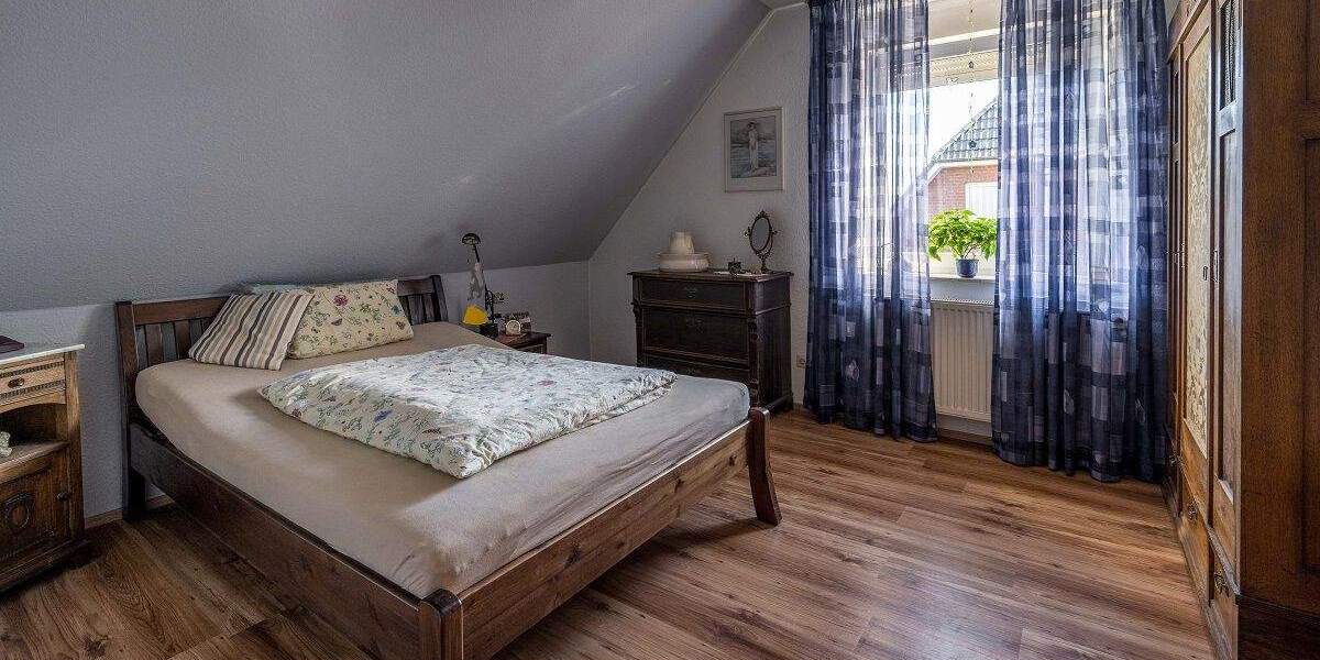 Doppelhaushälfte Bremerhaven Weddewarden - 4 Zimmer, 125 m&sup2;, 299.000&euro; | Angebot:23949495
