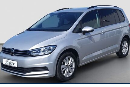 VW Touran 75.218 km 26.875 &euro; Falkenstein 08223