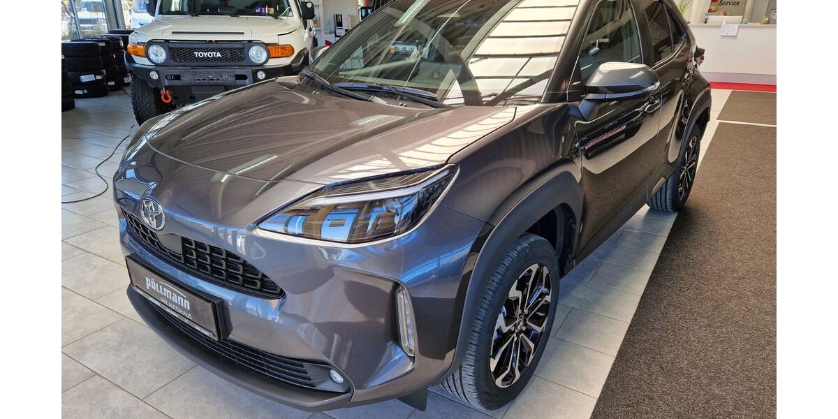 Toyota Yaris Cross 3.892 km 28.890 &euro; Winterberg 59955