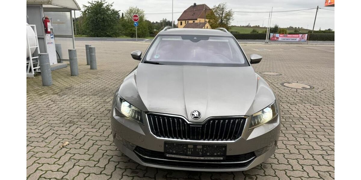 Skoda Superb 192.000 km 10.250 € Moritzburg 01468